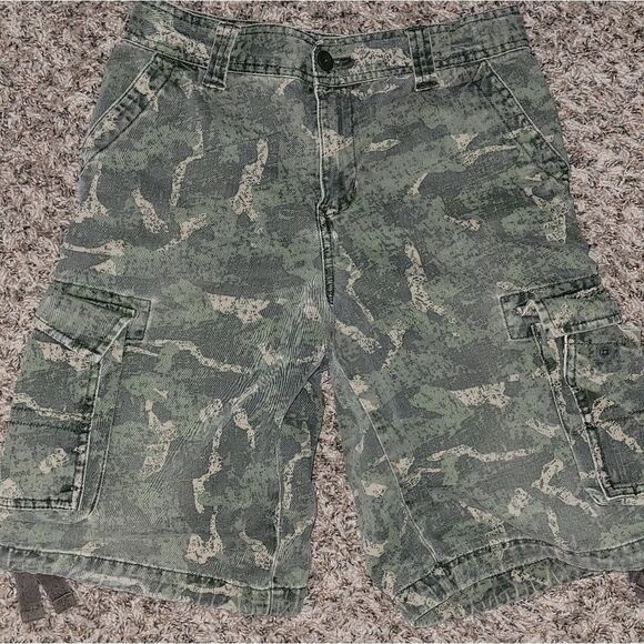 Urban Pipeline Camo Cargo shorts - Picture 2 of 5